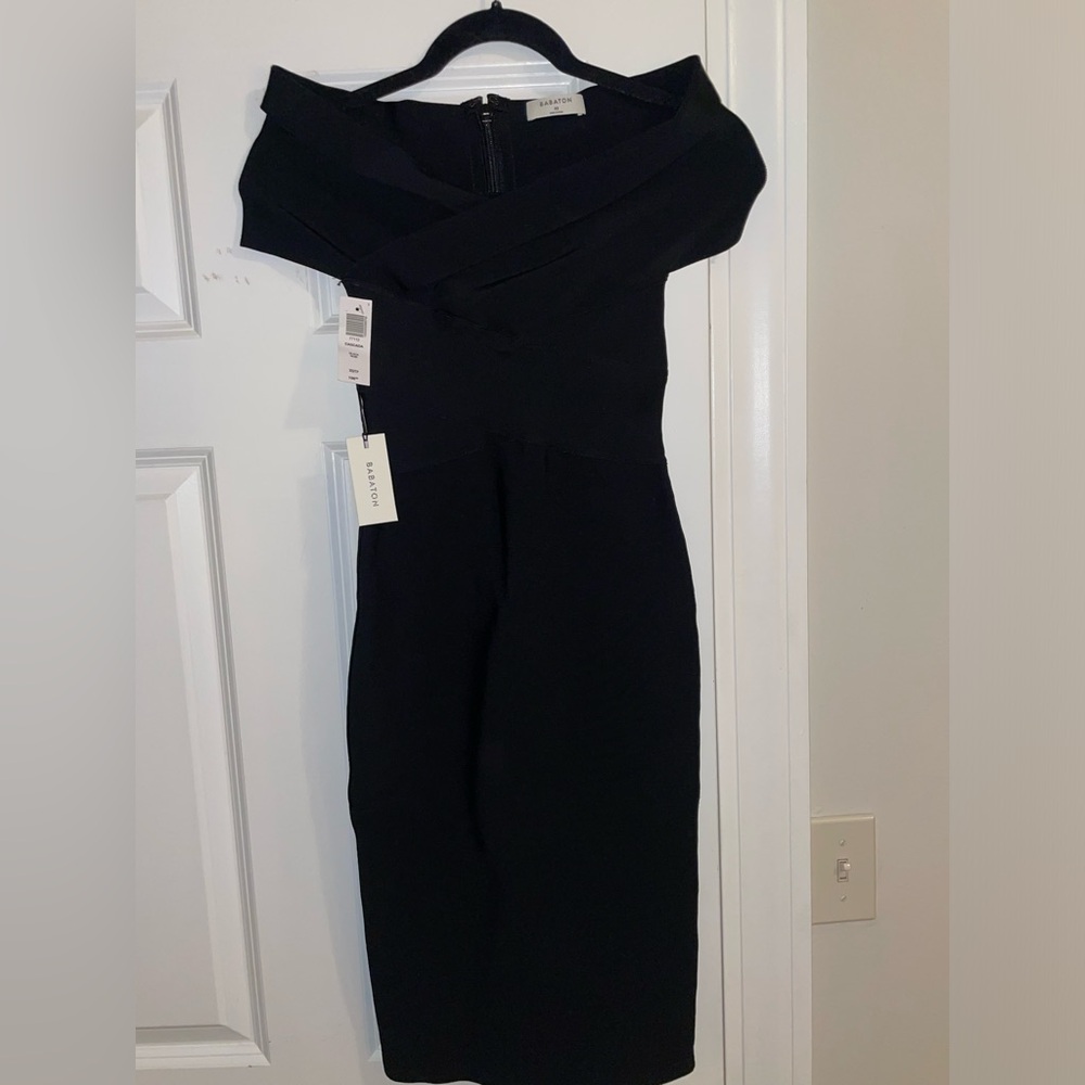 XS Babaton sculpt bandage off the shoulder midi dress